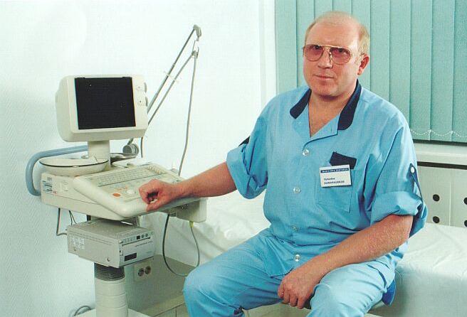 Kamarauskas klinikoje.  In the clinic. klinikoj2.jpg 